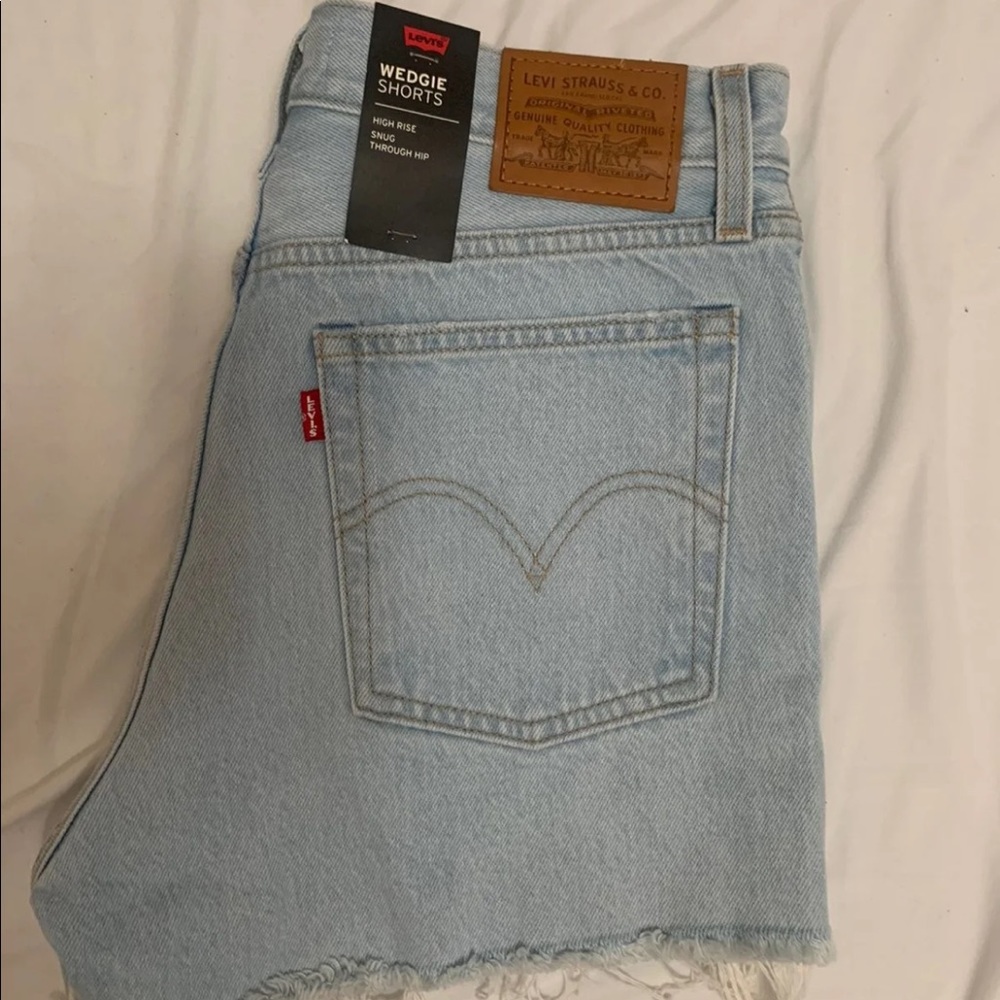 Levi Jean Shorts